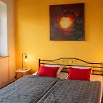 Homestay Laas Art Gallery Stari Trg pri Lozu