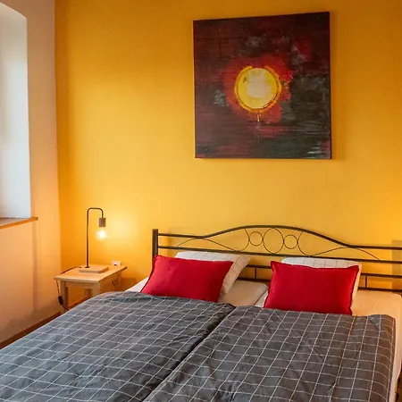 ホームステイ Laas Art Gallery Stari Trg pri Ložu