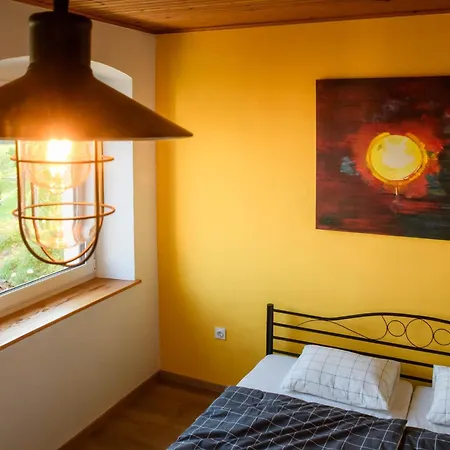 Ubytování v soukromí Laas Art Gallery *
