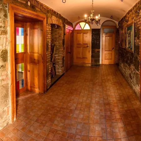 Homestay Laas Art Gallery